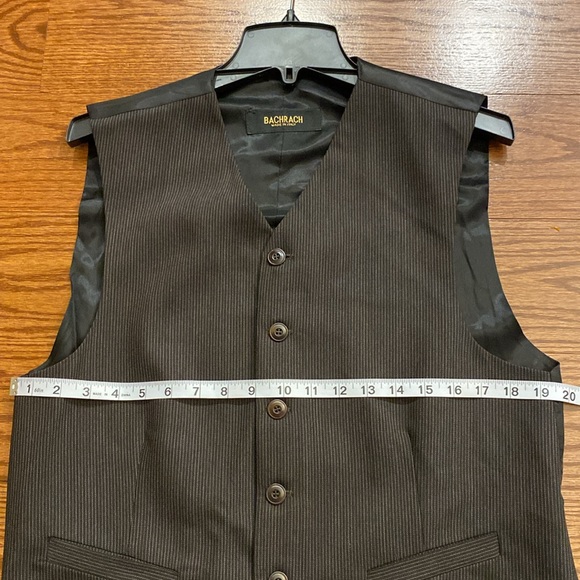 Backrach 3 piece pin striped 3 button wool suit made in Italy size 38R / 31W - Picture 8 of 17